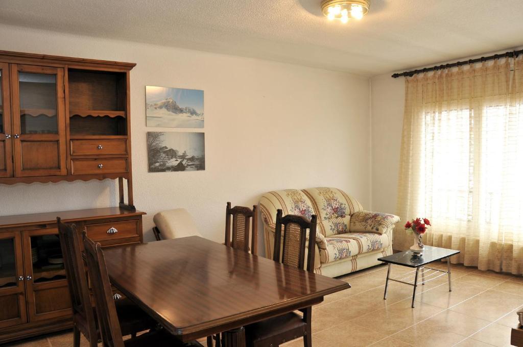Apartaments Turistics Pirineu Soldeu Bilik gambar